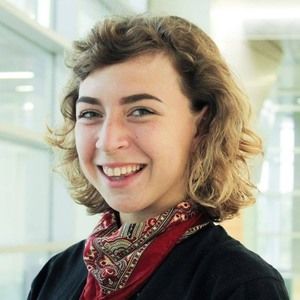 Meet your Posher, Emma